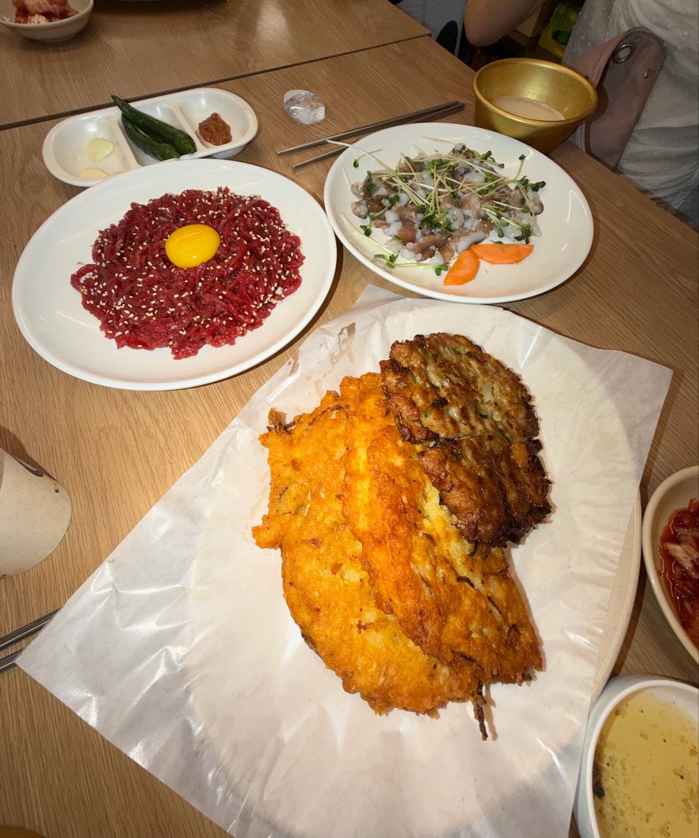 zlal512's tweet photo. 잘먹고다님 https://t.co/sZROEnLGhc