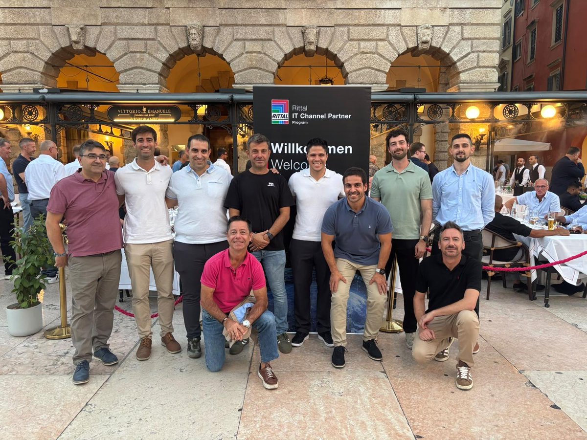 AbastGrup's tweet photo. @AbastGrup ha tenido el placer de asistir al IT Channel Partner Summit EMEA de @Rittal celebrado este año en Verona, Italia. Días de intercambio, inspiración y networking, con ponencias sobre #eficiencia, #sostenibilidad e #IA como fórmula de éxito para los partners de canal IT. https://t.co/UYnsErsQ4f
