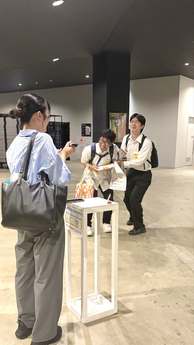 mitsuseyubie's tweet photo. コバこと小林研究員！ぴあアリーナMMの次は王子小劇場！クロムモリシタン！クロムのスイッチ組（今初めて勝手に言いました土下座!!）森下さん、花戸さんもギンギンです！昨夜超満員の初日があけて本日2日目!!!当日券出るそうです!!!後半になる程お席取りづらくなるようなので、是非！お早目に!!! https://t.co/hkhKycNeU1