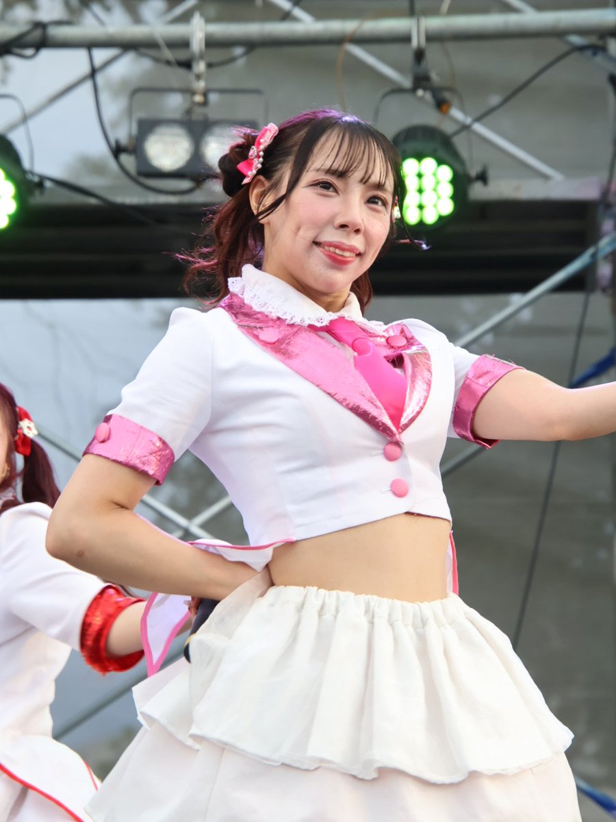 hasshii_98's tweet photo. 2026.08.08 たかす熱夏まつり
フルーティーステージ 桜音こみ
#FRUITY #フルーティー #桜音こみ #ピンクレモネード担当 https://t.co/JyZJ1hkUkz