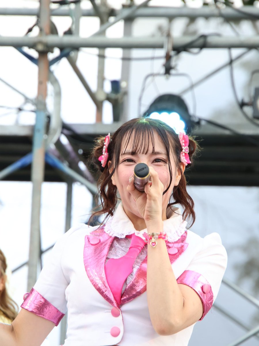 hasshii_98's tweet photo. 2026.08.08 たかす熱夏まつり
フルーティーステージ 桜音こみ
#FRUITY #フルーティー #桜音こみ #ピンクレモネード担当 https://t.co/JyZJ1hkUkz