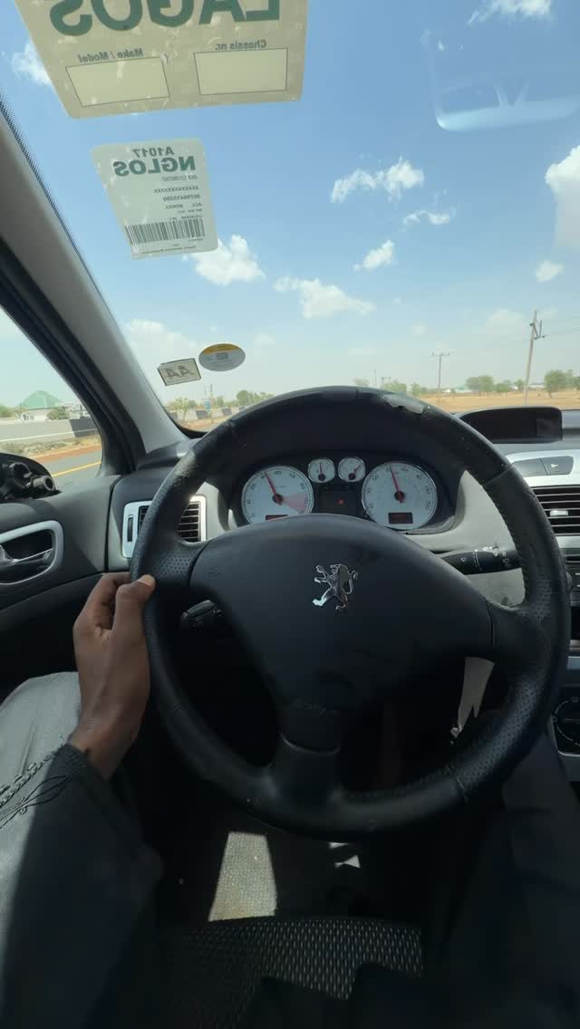 CharlottMoby's tweet photo. The fuel situation is changing everything. https://t.co/CsVQ3SGLGW