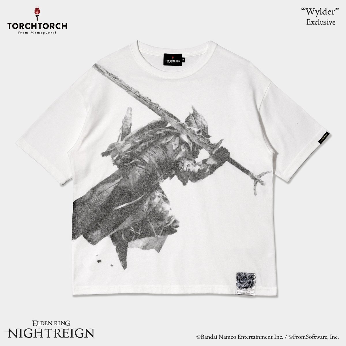 torchtorch_jp's tweet photo. 【TGS2026 新作先行販売】
『ELDEN RING NIGHTREIGN』より、「追跡者」限定版ビッグシルエットTシャツが登場。よしおか氏による描き下ろしアートを、超大判のシルクスクリーンに再構成。インクやタグにも工夫を凝らした特別仕様です。後日のオフライン店舗販売に先駆け、会場にて先行販売いたします。 https://t.co/tNzae34O4z