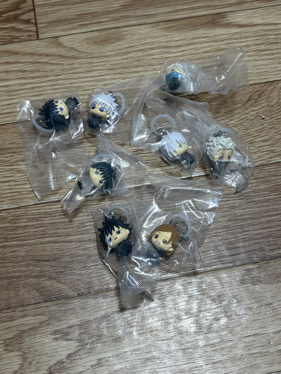 s_pringls_'s tweet photo. 虎杖と夏油出なかったけど、やっと巡り会えた🥹 https://t.co/mfeJvdJtDf