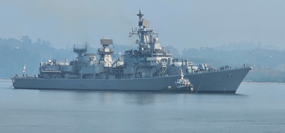 indiannavy's tweet photo. Indian Naval Ship #INSMysore arrived at Lumut, Malaysia, on 09 Sep 26 to participate in the 4th edition of Exercise #SamudraLaksamana.

The bilateral exercise with the #RoyalMalaysianNavy will feature professional engagements in harbour and at sea to enhance interoperability and strengthen operational synergy. The visit aims to deepen bilateral engagements and advance  #India–#Malaysia maritime cooperation.

🇮🇳-🇲🇾 #BridgesofFriendship
#MAHASAGAR 
#IONS26 #ActEast

@IN_HQENC @tldm_rasmi
@hcikl
 https://t.co/RW5XJZutXn