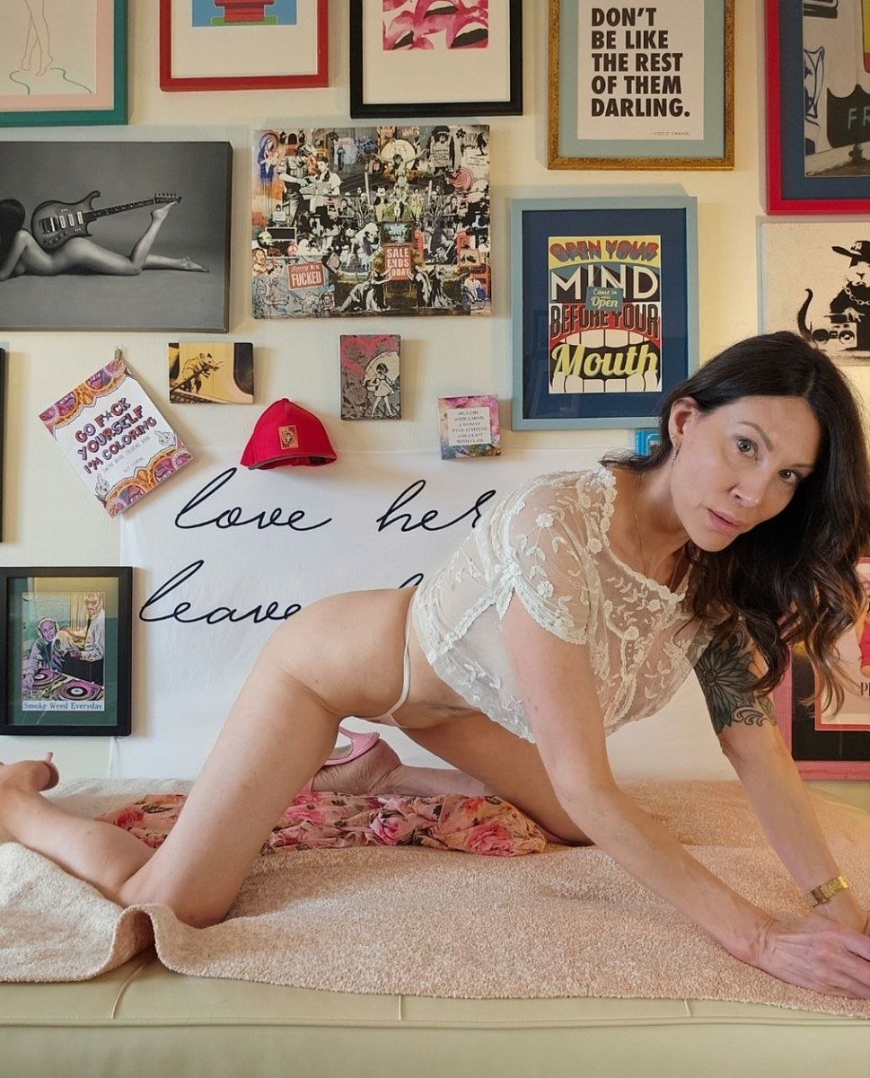 Onlyfans_Gain_'s tweet photo. ‼️𝙁𝙍𝙀𝙀 𝙊𝙉𝙇𝙔𝙁𝘼𝙉𝙎‼️

Want a graceful, stunning mature creator who mixes elegance with an irresistible spark❓️

Follow 👸
@missjanelleskye

Offering 💋
❥ Daily uploads
❥ Exclusive photos &amp; videos
❥ Sexting
❥ Customs
❥ GFE

🔗Link in comment &amp; bio🔗 https://t.co/sT4d1FsQav