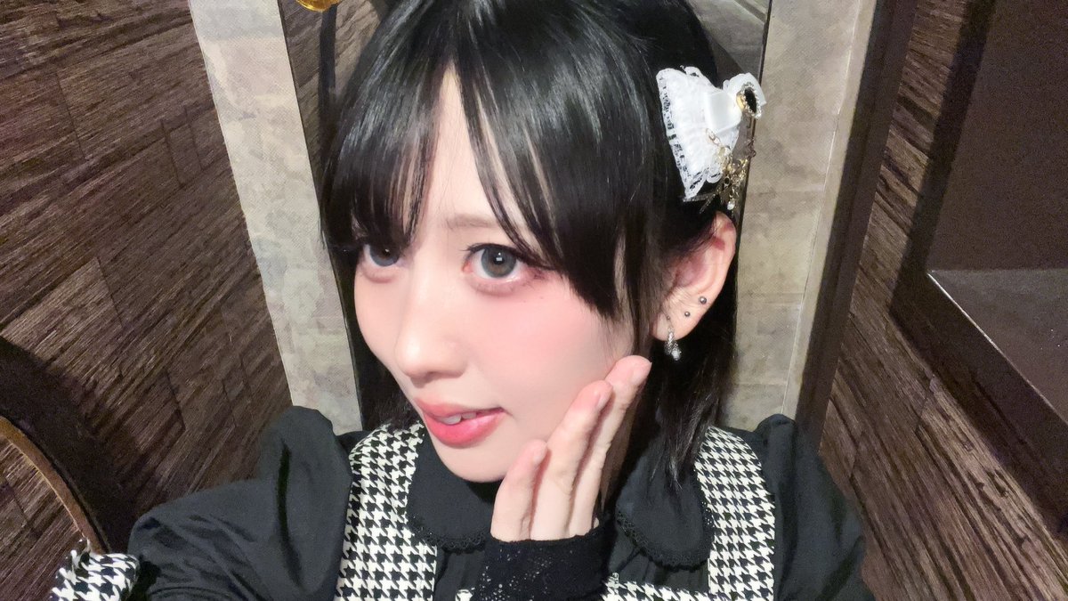 purimo_ramune's tweet photo. おきゅいんです〜
今日はかなり秋を感じる気温🍁🍁
可愛い髪飾りもしてるから会いに来てねっ"(∩>ω<∩)"
 #自撮り界隈 #山口コンカフェ #コンカフェ嬢 https://t.co/t2tu7u5eKQ