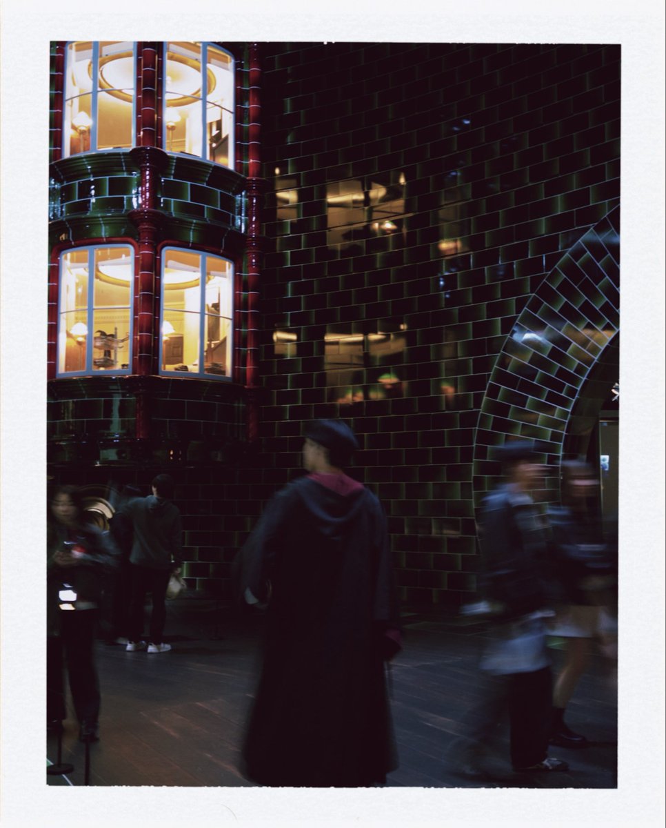htit20010909's tweet photo. スタジオツアー東京
ハロウィンも行くから楽しみ😌

#wbtourtokyo https://t.co/sBlJfDxWRR