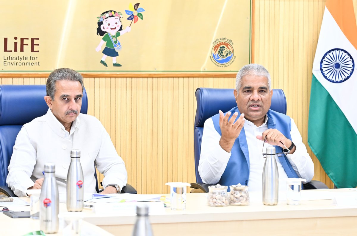 EnvironmentPib's tweet photo. Environment Minister inaugurates National Workshop on ‘Leveraging Latest Technologies in Assessment of Forest and Tree Resources’ in Delhi

India must leverage latest tech while strengthening indigenous capabilities for forest assessment: @byadavbjp

📝
https://t.co/CJChq1y2yh https://t.co/IEiub7JXlQ