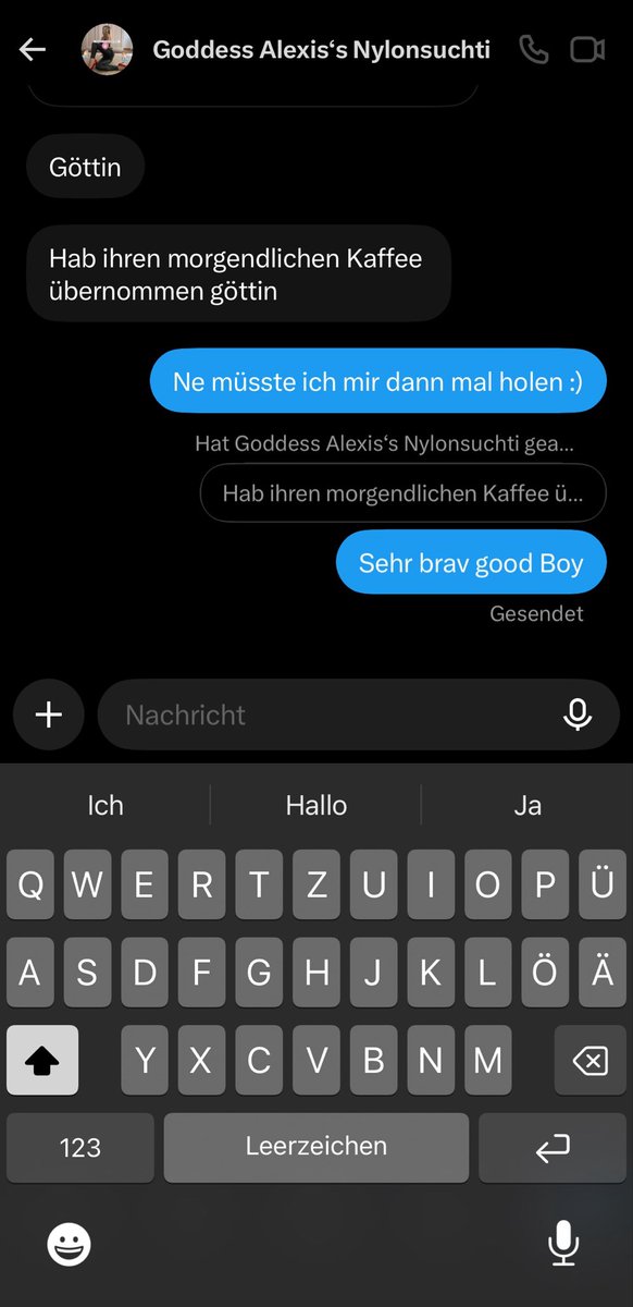 alexisxgoddess's tweet photo. good morning findom. 💸 Natürlich kümmern sich meine Eigentume um mein Wohlergehen. Meine Kaffee wurde also natürlich schon brav übernommen. 🤭

 #Geldherrin #findom #Geldsklave #Zahlsklave #FinancialDomination #HumanATM #walletdrain #Kontofick https://t.co/QgpvPMehKm