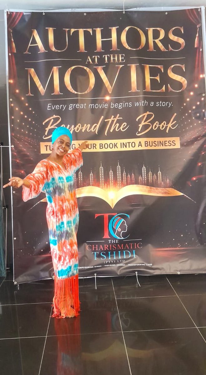 CharismaticTM's tweet photo. God did it again.
Mama, I made it!
#SuccessfulEvent
#AuthorsAtTheMovies
Trevor Noah
Musa
Amahle https://t.co/rJJzqbKgx0