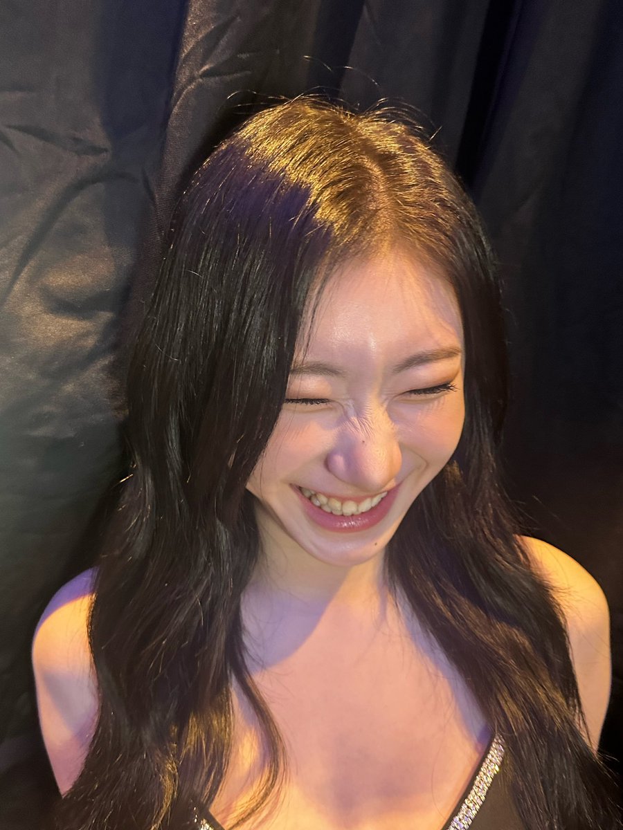 m_fahmi_r's tweet photo. 😻😻

#ITZY #MIDZY
#CHAERYEONG #채령 https://t.co/DeT0DEzgTT