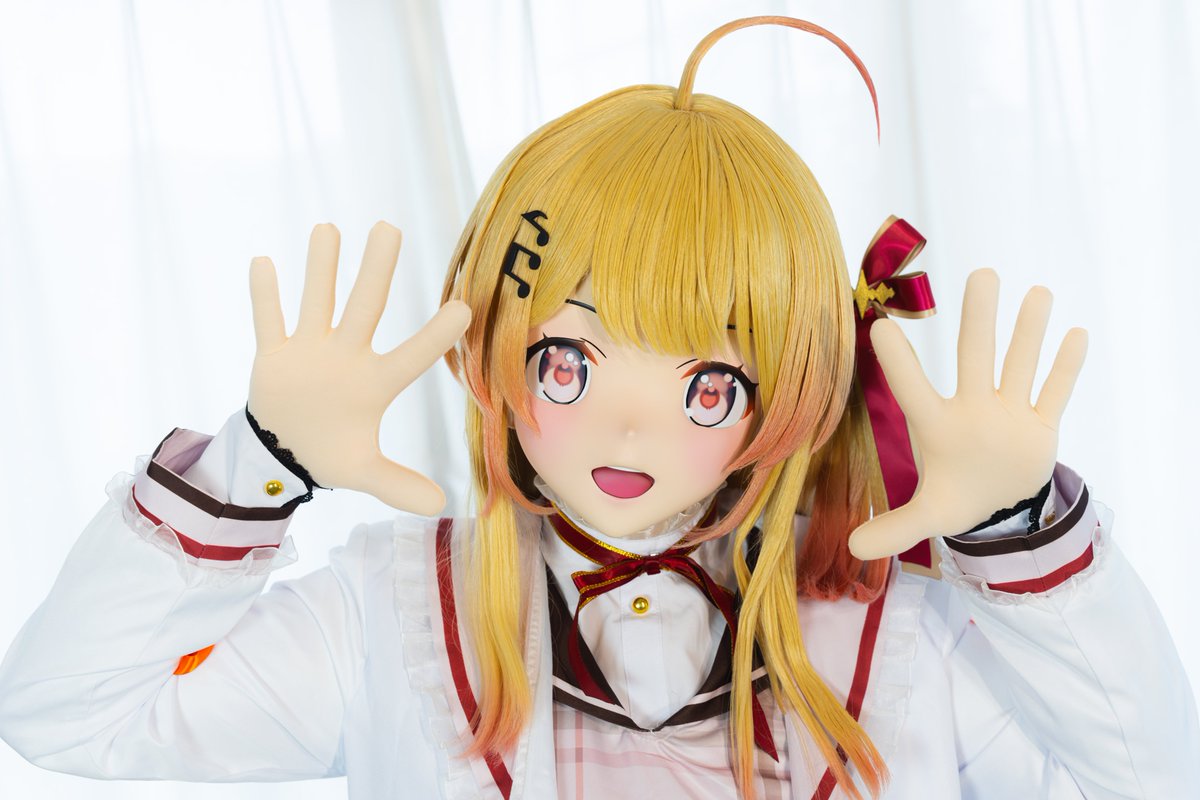 samonsarbant2's tweet photo. ドレミファソラシド～！
ホロライブ所属、ReGLOSSの音楽家の卵！
音乃瀬～奏で～～～す！

#ホロライブ
#hololive
#音乃瀬奏
#Artnose
#cosplay
#kigurumi https://t.co/PhABcDaISf