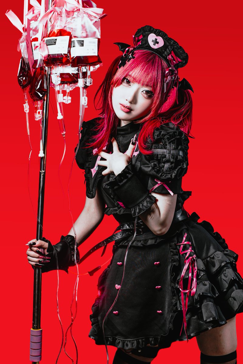 natsuki_foto's tweet photo. 百年生きてるロリィタ https://t.co/deOzfMh6LO