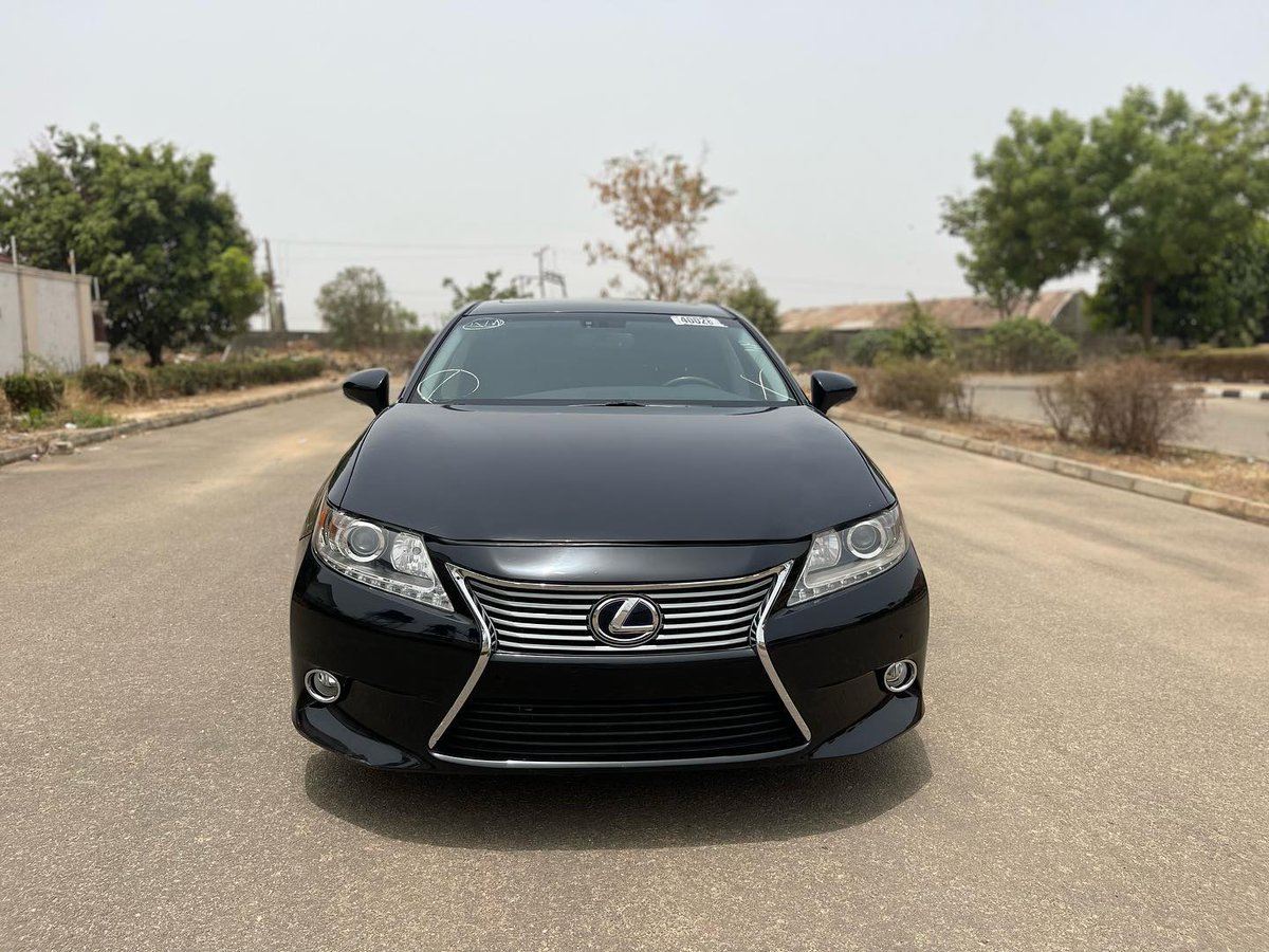 MonetDonnnax's tweet photo. 2014 Lexus ES 350 available. Duty paid. Location: Abuja. Contact: 08034675343 https://t.co/5th8O2BkJD