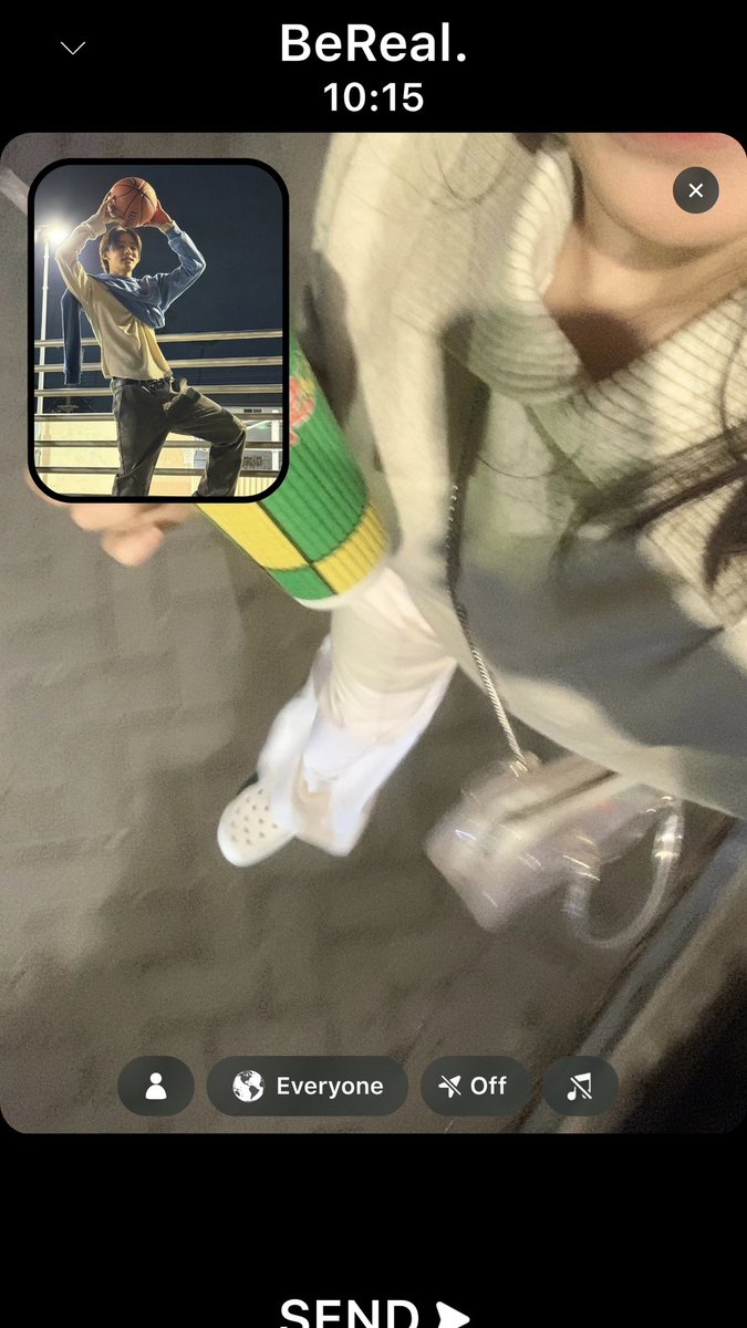 tinkerabelie's tweet photo. kegiatan cortis day off : 

james: lagi main ice hockey 🏒⚾️
martin &amp; keonho: lagi nonton bioskop 🍿
juhoon: lagi main bareng sama temen 🌥️
seonghyeon: lagi date ya sambil balesin weverse 🏄🏻‍♀️🤾🏻‍♀️🛐 https://t.co/RjrBPj8RL3