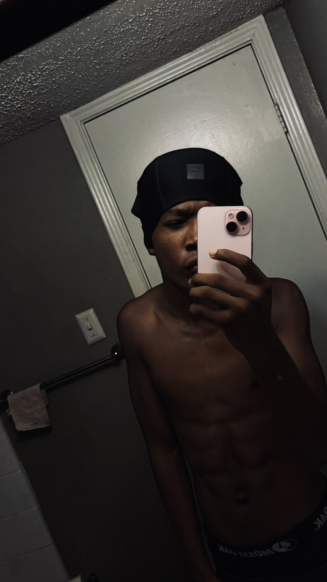 dmizzIee's tweet photo. #repost #dallas #dtx #fyp https://t.co/gyoEbojuoI