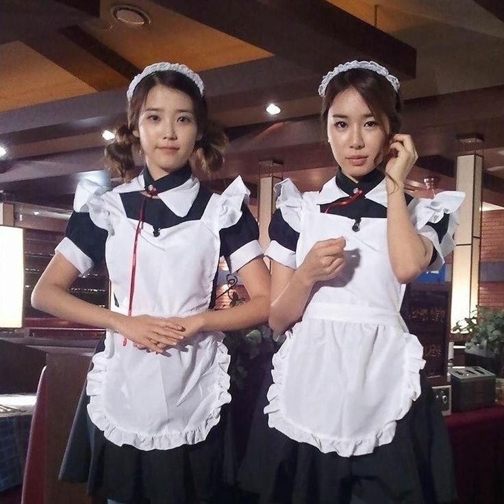 cinztq's tweet photo. "My dream is for us to become two weird grandmas together" 

#이_별로부터_아이유_등장
#IUfromUnknownPlanet https://t.co/wROGcJfvUK