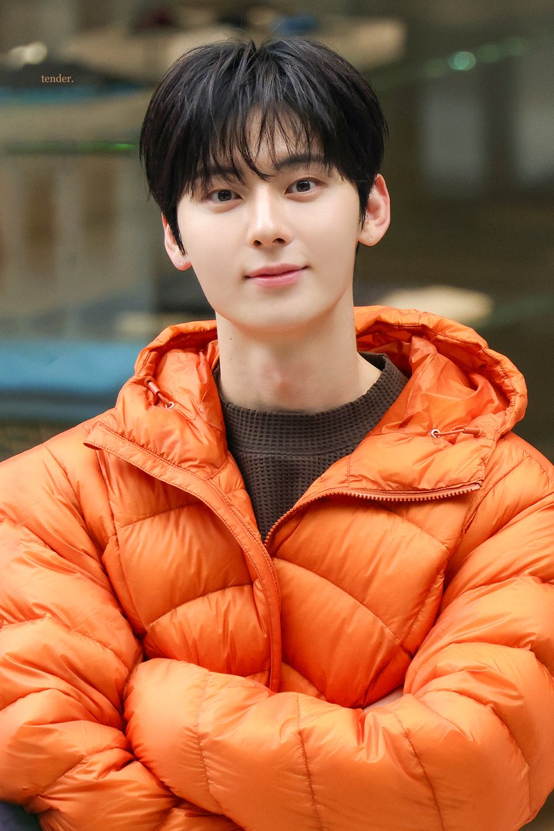 tender_89's tweet photo. 260910 #황민현 🧡 https://t.co/SRRW9moPcj