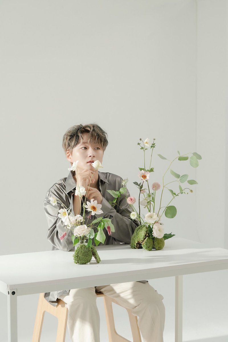 Fore_Stream's tweet photo. 🧁 뮤직웨이브 티파티 오픈합니다💙

☕ 오늘의 이야기 ☕
Sweet Escape 감상회

앨범의 노래를 들으면서 얼마나 좋은지, 어떤 포인트가 좋은지 함께 얘기나눠요💚

* 뮤직웨이브 입장하기 *
https://t.co/bKZfY0T3Fa

* 메인 주제 외에도 아티스트와 앨범과 신곡에 관한 얘기는 언제든 환영합니다. https://t.co/kMKbANrlNZ