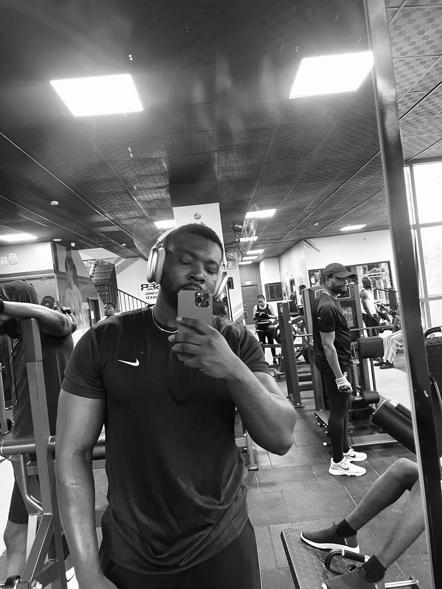 iamlordbernie's tweet photo. My team & I just launched the latest ride- hailing app that doesn’t charge drivers commission per ride. 

No need to go offline anymore 
No more price hikes

Everyone is happy with the fee

App is available for download, click here - https://t.co/DXk80ja4U1

LAGOS ONLY FOR NOW

Welcome to the era of DRIVIO - @drivedrivio