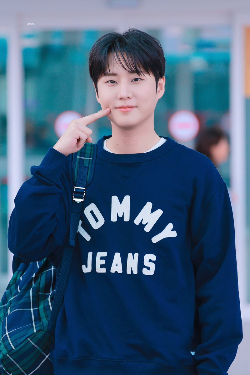 AnthemforK's tweet photo. 260909 #영케이 #YoungK #데이식스 #DAY6 https://t.co/JtGbO8RUtX