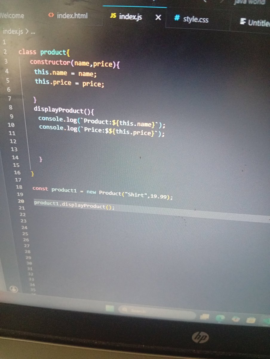 Mumi64382Mumin's tweet photo. I learnt classes in JavaScript today 
We keep pushing 🤩🔥 https://t.co/scR572ihPK