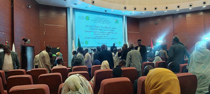 kajulhellprint's tweet photo. يا رب تكون النتايج كويسة وتفتح للطلبة أبواب جديدة للتفوق والنجاح في المستقبل. 😊📚 https://t.co/fhhROoAlh5