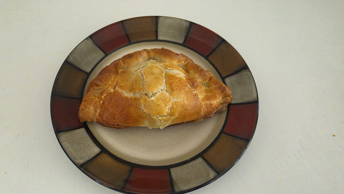 TheCheekyBrit's tweet photo. Important Cheeky Brit product research... 😂🇬🇧

Found some very authentic Cornish pasties — and they taste bloody good!

I'd have more potato &amp; swede and less meat, but somehow I don't think “too much meat” will be a problem in NC. 😂

Who wants proper Cornish pasties? 🇬🇧 https://t.co/glcHWYUou9