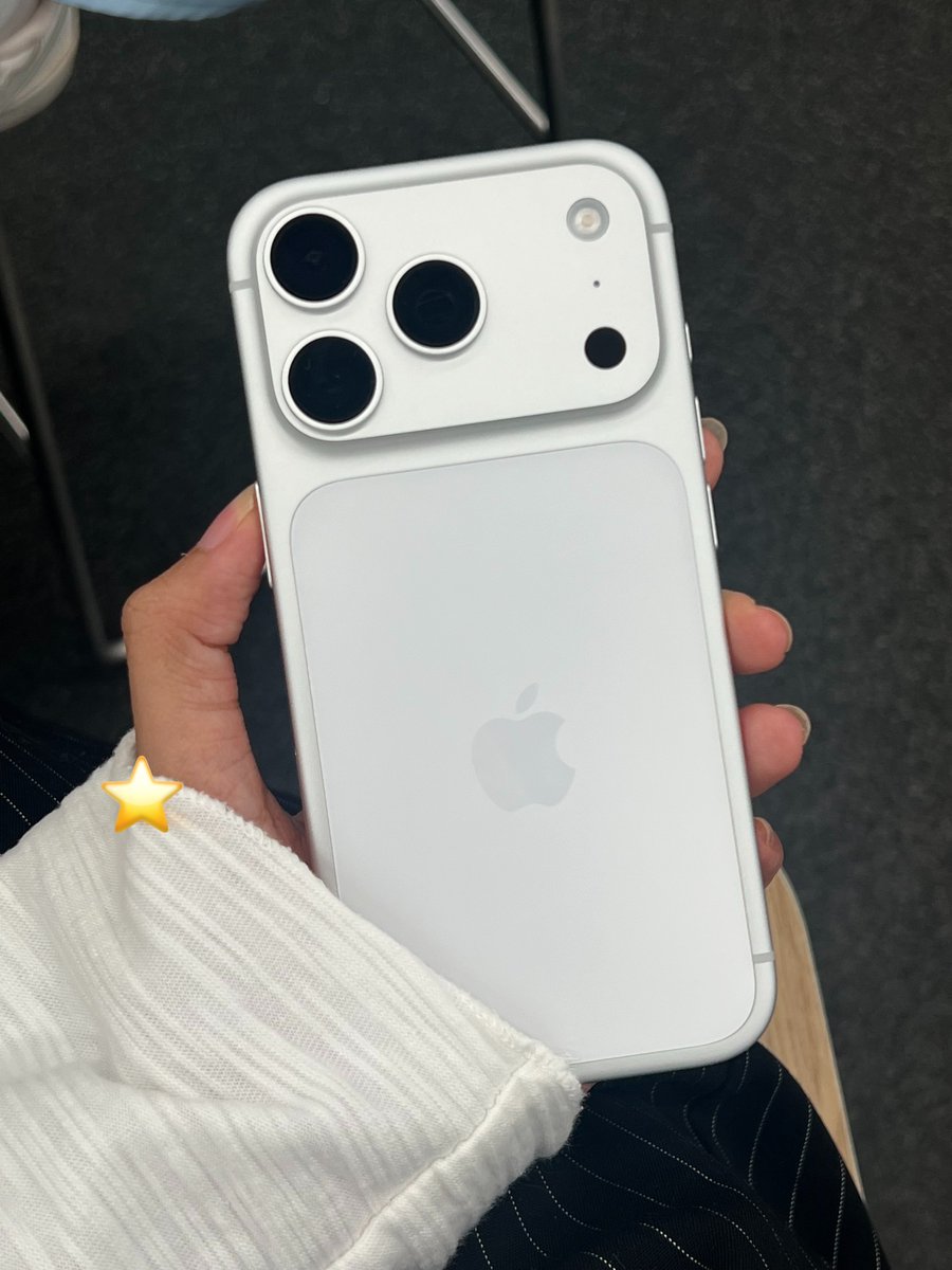 itfeelstory's tweet photo. i17pro ลดไปลดมาเหลือ 30,585 ฟินๆ https://t.co/i4yFJm1nMI
