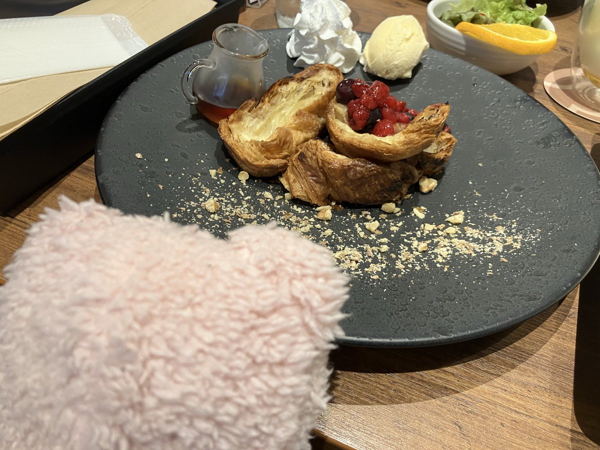 Kanimimi_MS's tweet photo. 今日��めてシナモンに行きました🥐 https://t.co/wqebE5OVe7