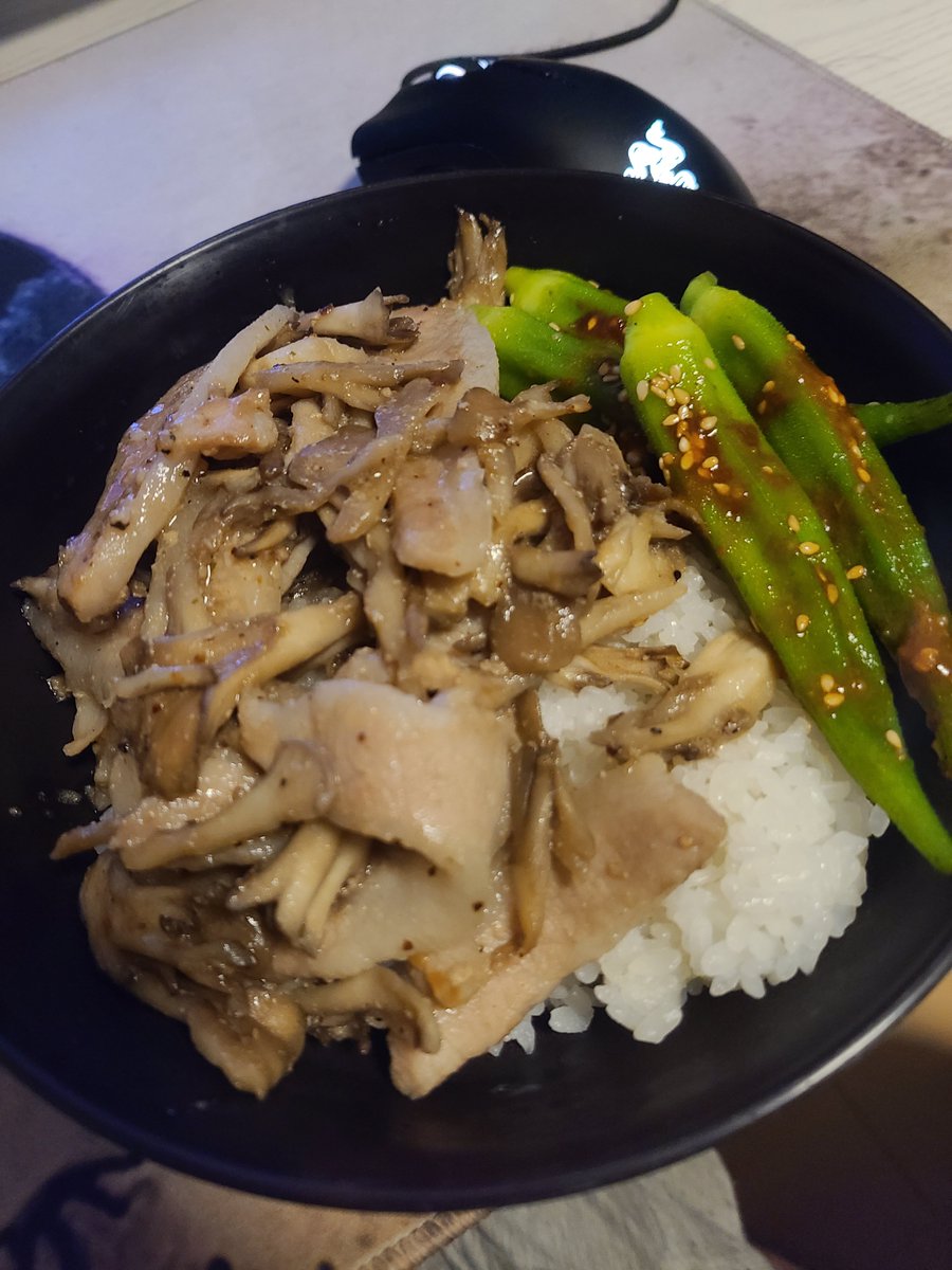 arizinppp's tweet photo. 今日の雑飯 https://t.co/xtbb1Qnb2G