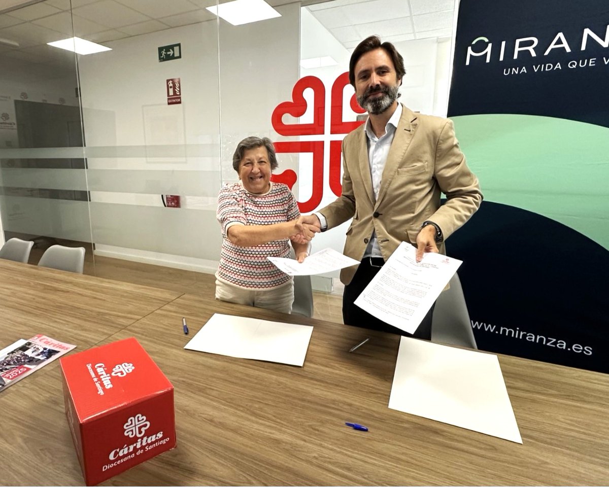 caritasdiocstgo's tweet photo. 👁️ Hemos firmado un acuerdo con @GrupoMiranza Instituto Gómez-Ulla para mejorar la salud visual de personas en situación de vulnerabilidad.
A través de “Vemos Contigo” y “Por tus Ojos”, facilitaremos revisiones, diagnóstico y acceso a tratamientos especializados. https://t.co/gdgfGD72pF