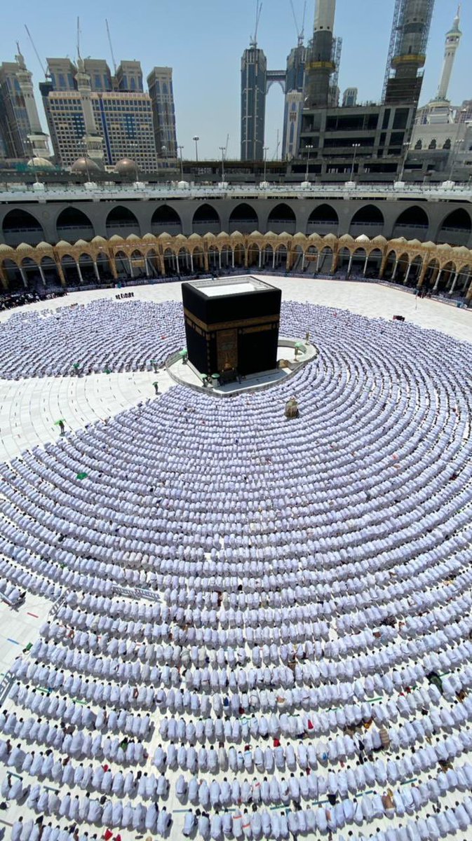 joker_10a's tweet photo. اقسم بالله العظيم  وجلال عظمته   
ان هذا العلم 🇸🇦🇸🇦🇸🇦🇸🇦🇸🇦🇸🇦🇸🇦🇸🇦🇸🇦
وهذه البلد وحكامها ومقدساتها نموت ونحيا من دونها وان ارواحنا لا اقول ترخص  اقول لا قيمة لها أصلا إذا مس البلد مايزعجه.
نصادق من يصادقها ونعادي من يعاديها ايآ كان . https://t.co/aikKw3oVNu