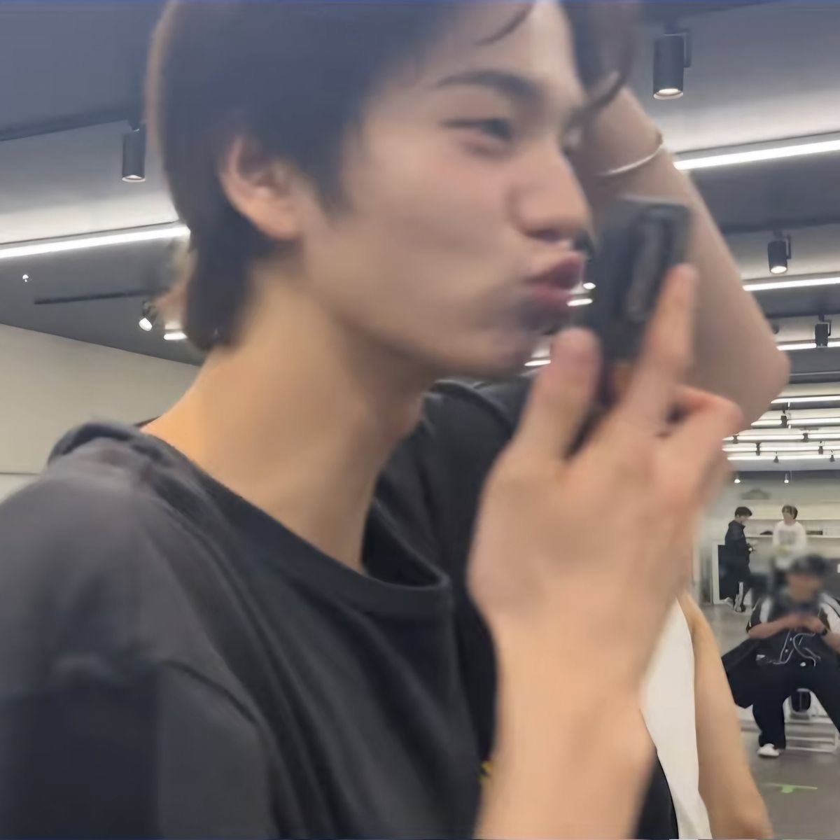 sshinyuverse tweet picture