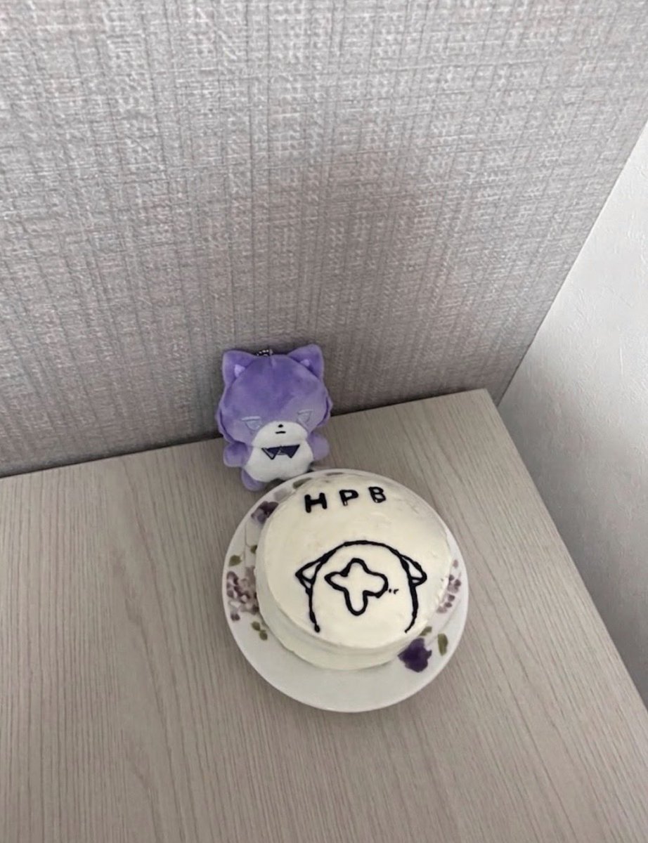sylst_91's tweet photo. ⋆｡°✩ 𝙷𝙰𝙿𝙿𝚈 𝙱𝙸𝚁𝚃𝙷𝙳𝙰𝚈 ✩°｡⋆

　　　素敵な1年になりますように❕🐙🌟

#誕ジョウ日2026 #星導ショウ生誕祭 https://t.co/zAgWkB1IOF