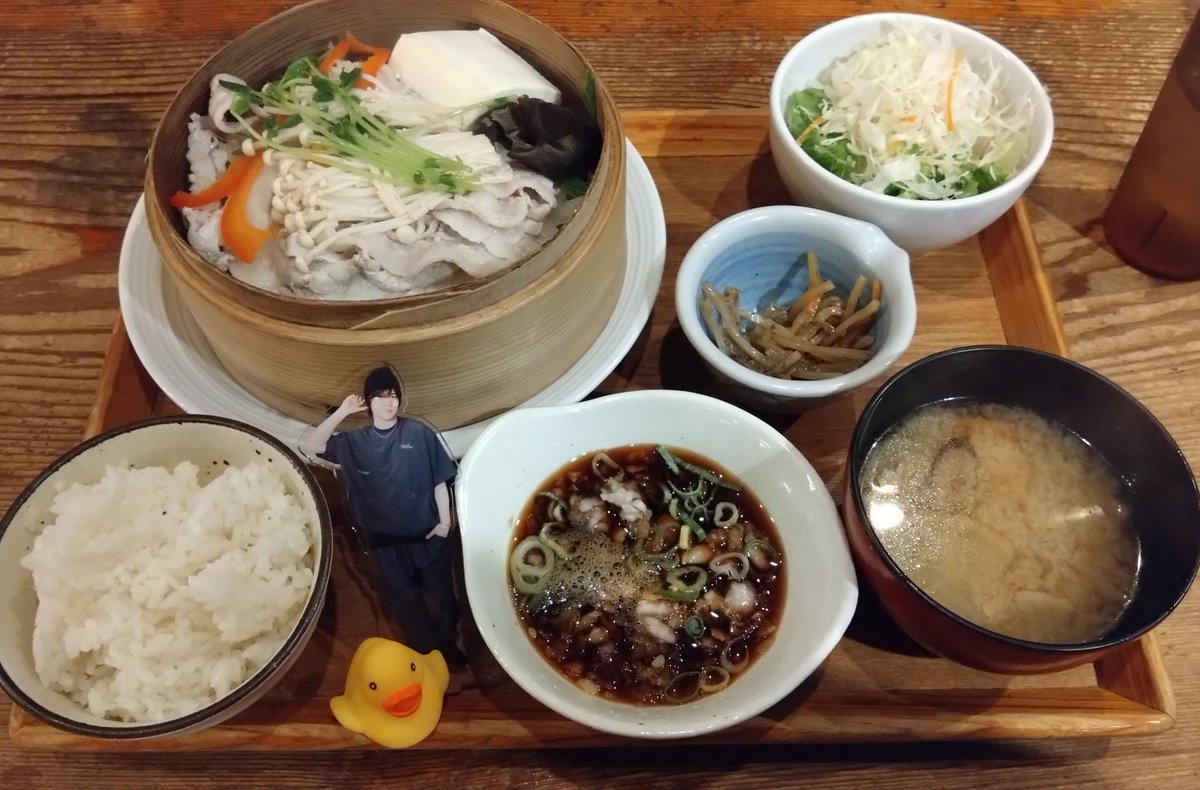 mido_rin0707's tweet photo. 先日推しのバーイベに行って来た😊今年もお祝い出来て良かった！楽しかったな〜🥳 https://t.co/ajOg8I2YK7