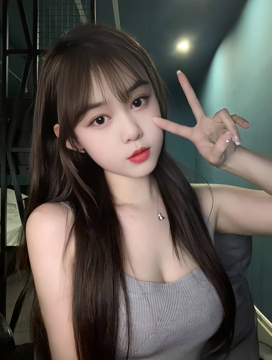 nastyweb's tweet photo. 遇见你以后，我睁眼便是花田，闭眼便是星空。
丽江市永胜县海腰广场
老师055
截图联系客服：@Kotoko_Aihr

（订100抵课费，白嫖勿扰）
#丽江 https://t.co/SuCXQNv4pP