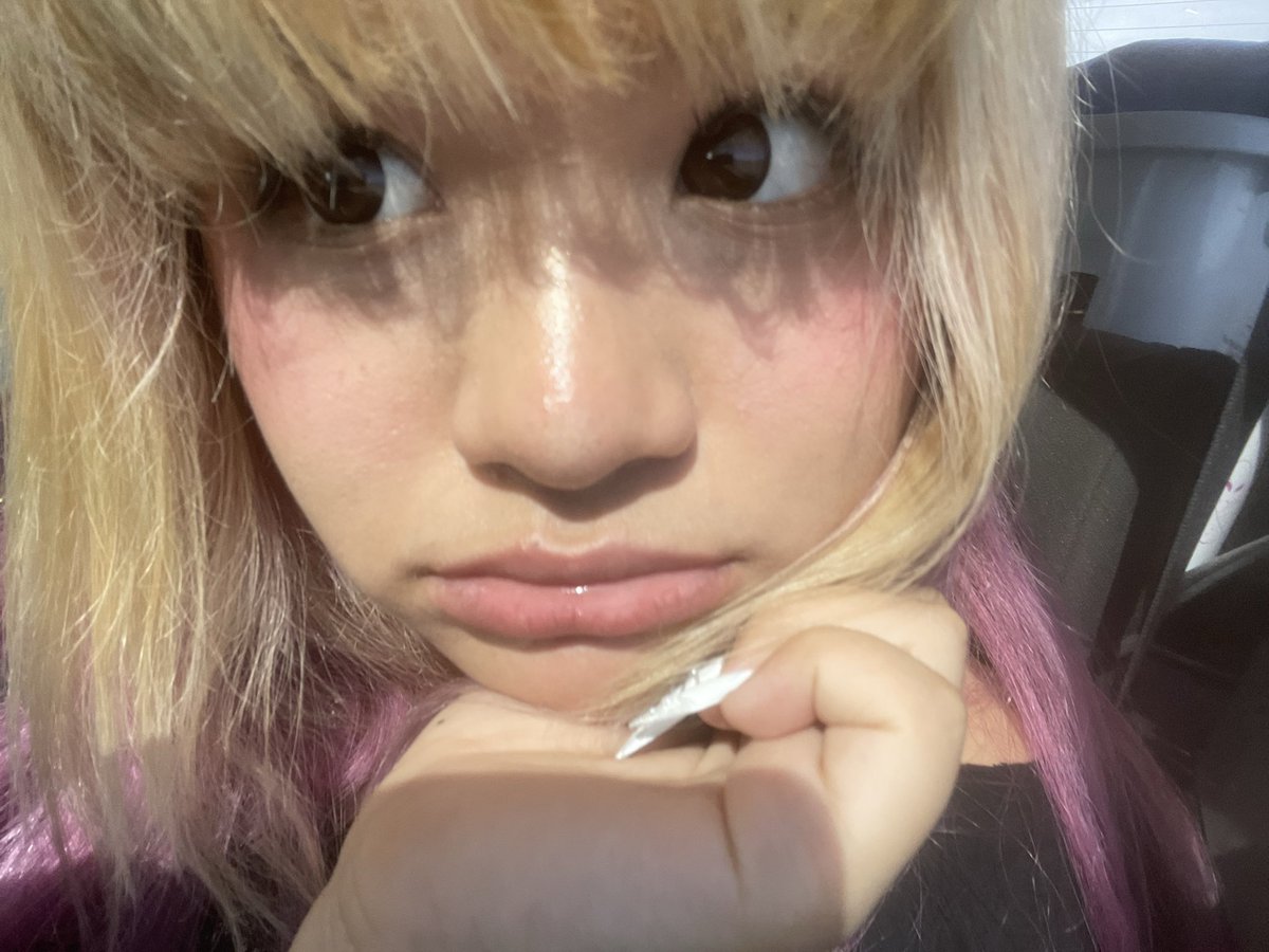 bchnivn's tweet photo. ୨୧ ₊˚⊹
she/her 
♡ kpop enthusiast
♡ selfies &amp; little life updates
♡ skz • cortis • current obsessions
𐙚 mostly here to yap, post &amp; meet pretty people
₊˚⊹ hii if you see this !!
#moots #nsfwtwtًً  #kpop https://t.co/ONhDt6pQQS