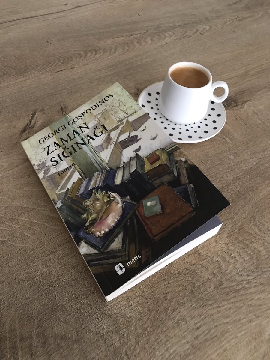 beyhaNergiz's tweet photo. Kitap kahve zamanı ☕️ #kitap https://t.co/FrhpUWdIxi