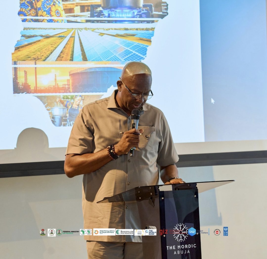 NGElectricHub's tweet photo. The M300 Clean Cooking Working Group kicked off with goodwill remarks from key stakeholders, including Adedayo Olowoniyi (Compact Delivery Monitoring Unit, M300), Engr. Raphael Chindah (Ministry of Petroleum Resources – Clean Cooking Initiative), Dr. Asmau Jibril (Department of Climate Change, Federal Ministry of Environment), Dr. Chuka Ikejiaku (Federal Ministry of Livestock Development), Dr. Geoffrey Omedo (UNDP Nigeria), Chimereze Nwosu (Nigeria Energy Support Programme), Engr. Anita Ringia (Ministry of Energy, Tanzania) and Olamide Fagbuji (Special Assistant to the President on Climate Technology and Operations). 

Anchored by Gwladys Boukpessi, discussions highlighted clean cooking as a critical component of Nigeria’s energy transition and the need to accelerate access for underserved communities. 

Speakers called for stronger coordination across government, development partners and the private sector, alongside innovative financing, practical implementation and a scalable national framework to deliver measurable progress under Mission 300.