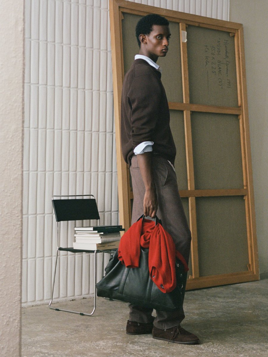 massimodutti's tweet photo. Raw Side | Character emerges through what feels natural and unforced. Tailoring, knitwear and leather follow the same instinct.​
​
More at https://t.co/6550OaNbRd

#MassimoDutti #NewInDutti https://t.co/66nb242KRb