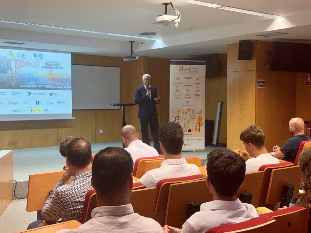 CDTI_innovacion's tweet photo. 📸 El @CDTI_innovacion ha participado hoy en una jornada, celebrada en Las Palmas de Gran Canaria, sobre la próxima convocatoria #InnterconectaSTEP 2026

💡 Una sesión informativa dirigida a #empresas y organismos de #investigación con el fin de preparar proyectos y consorcios en #TecnologíasSTEP

#AyudandoACrearFuturo #FondosEuropeos #FEDERCDTI #InnterconectaSTEP