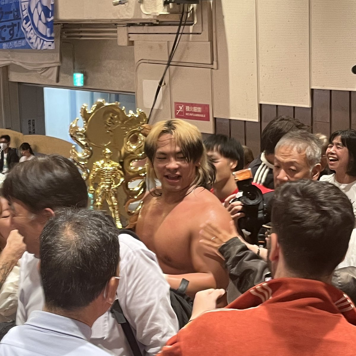 JOTARO_BASS's tweet photo. とても良い後楽園ホール大会でした！！ https://t.co/pPFnLVw29y