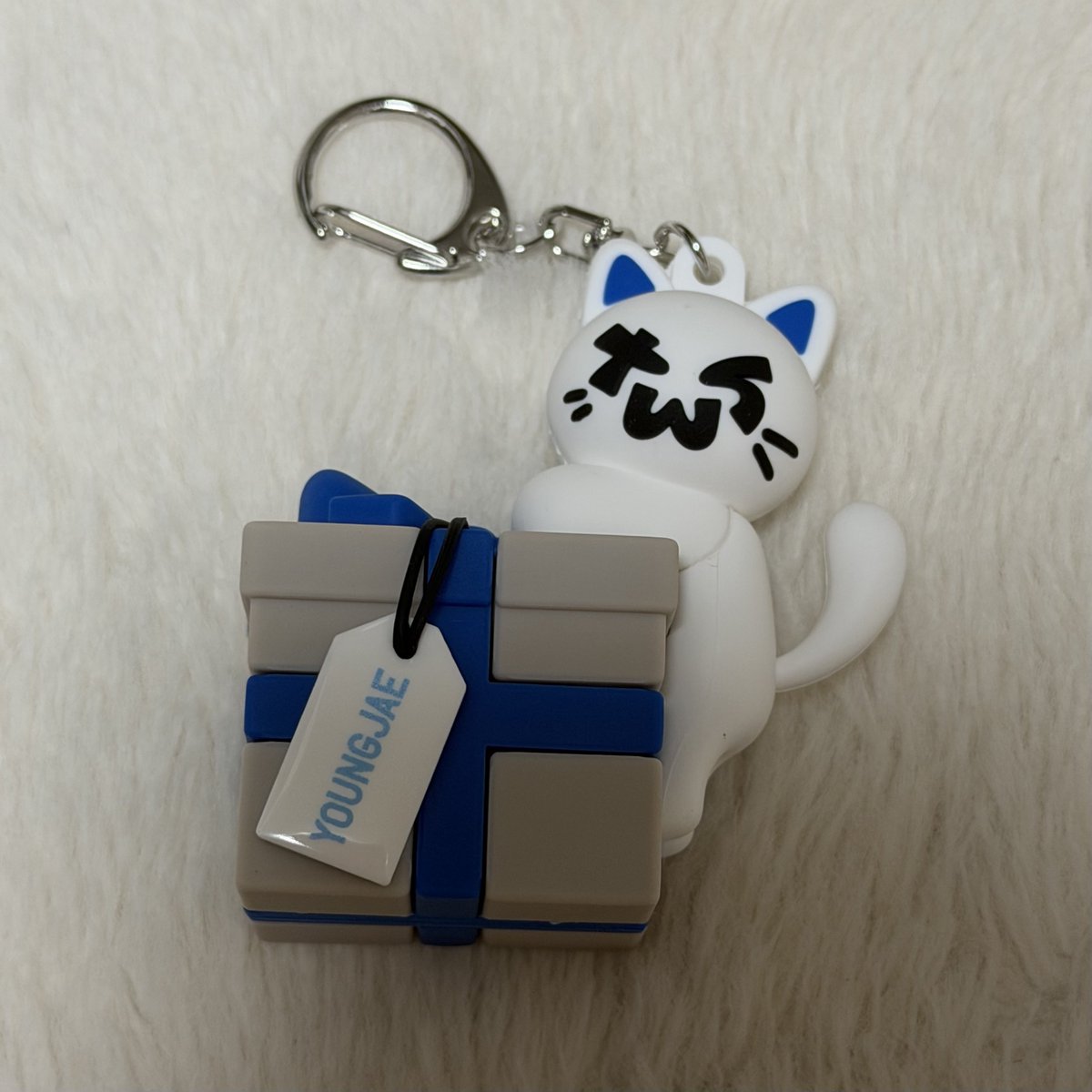21823ooooo's tweet photo. TWS [24/7:FOR:YOU IN JAPAN]
CAT KEYRING キャットキーリング グッズ交換

譲 ヨンジェ(画像)
求 ギョンミン

横浜12.13日、または郵送にて交換可能です。心当たりのある方がいらっしゃいましたら、お気軽にお声掛けください🙇🏻‍♀️！ https://t.co/sGCcwNMBTi