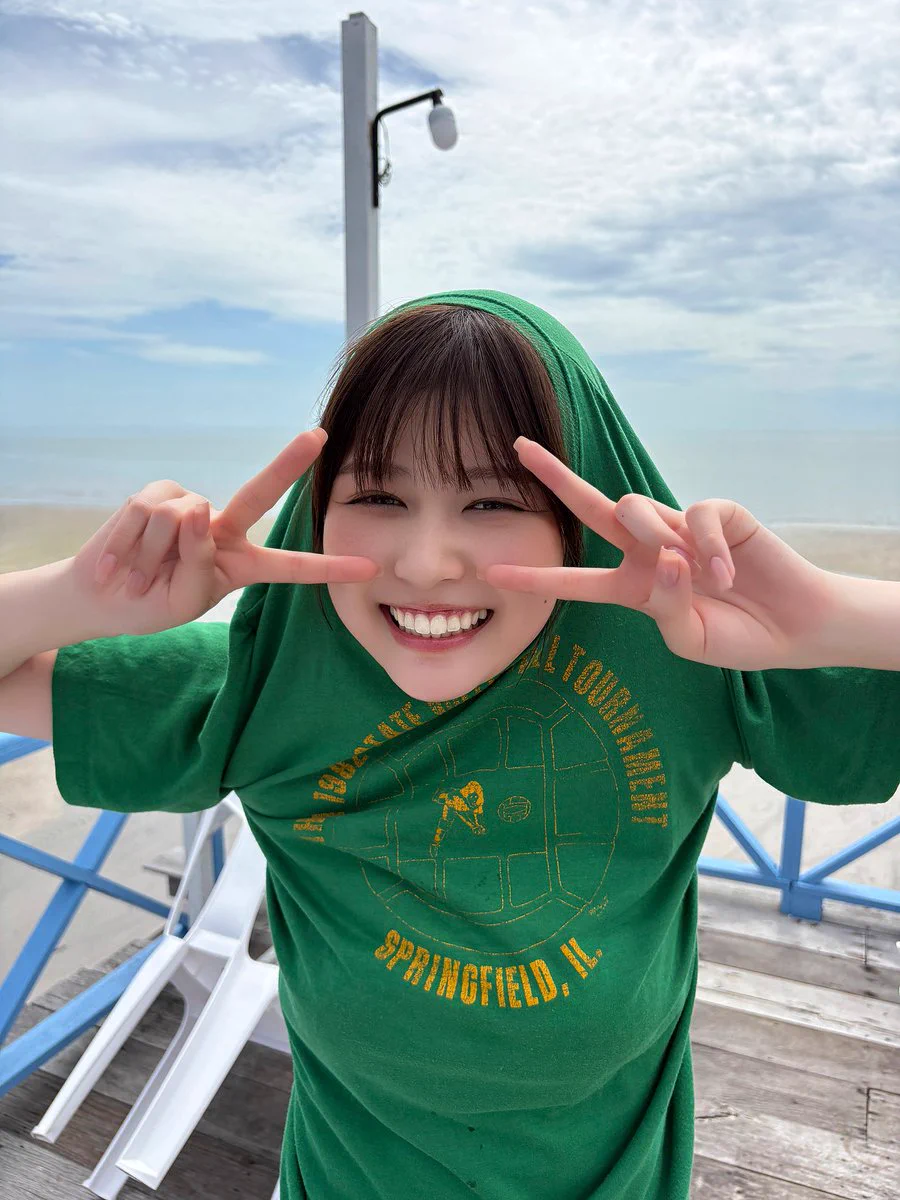 冴木柚葉1st写真集 (@yuzuhabook_1st) / X
