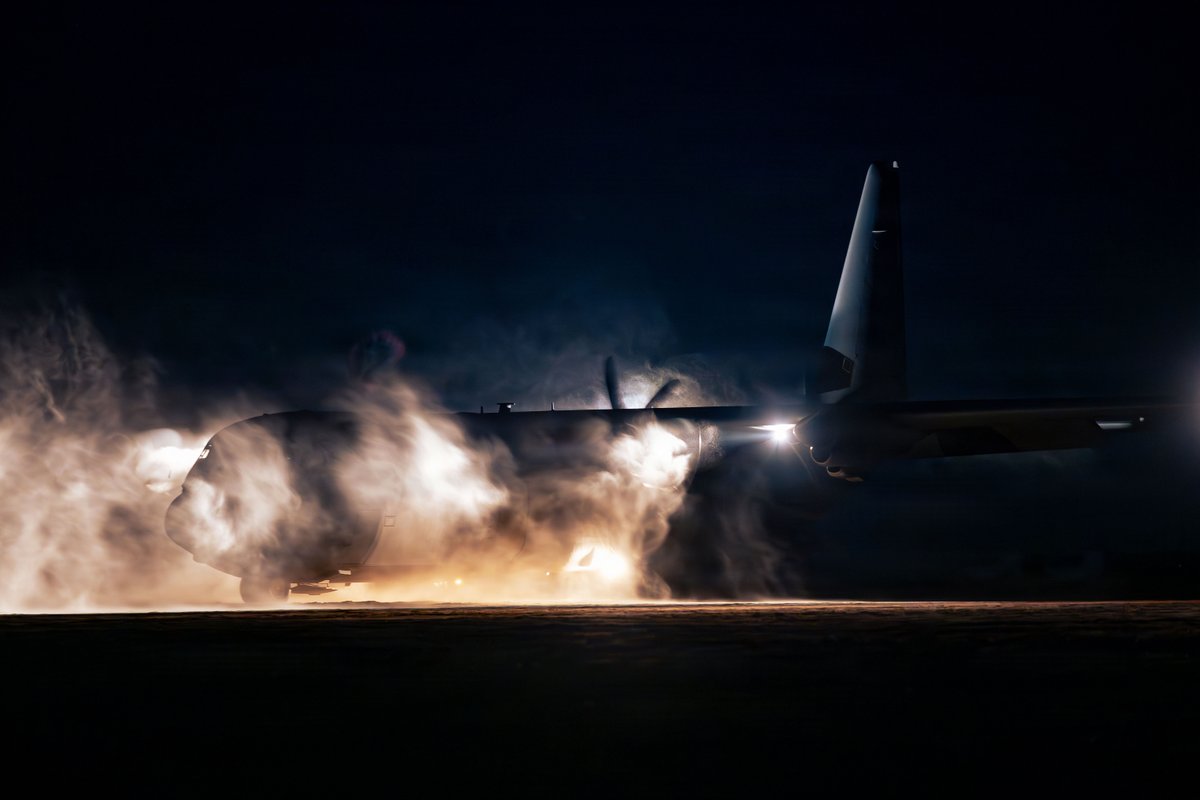 HQ_AFMC's tweet photo. 📸The @usairforce in photos! This week's photos feature #Airmen from around the globe involved in activities supporting expeditionary operations and defending America. #OneAFMC

👀See more👇
https://t.co/Zy8zxBMkGl https://t.co/TtNMjdlncY