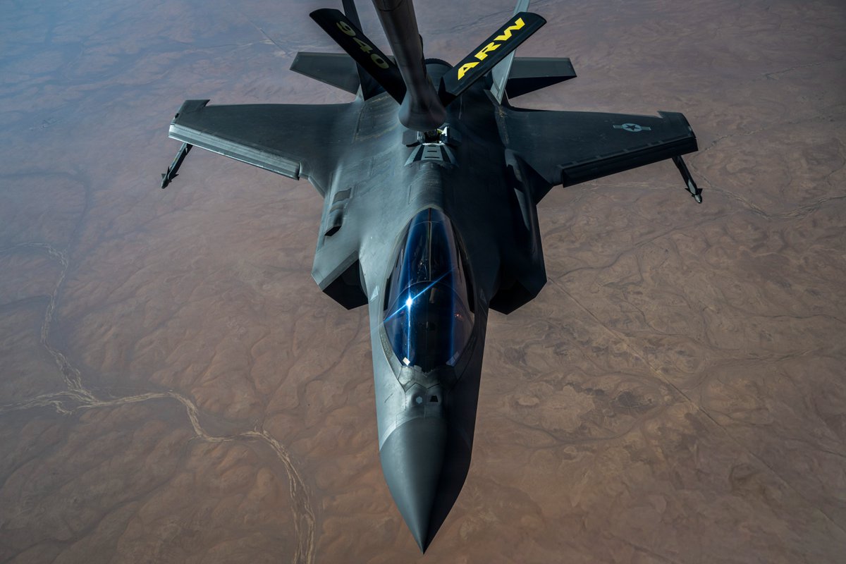 HQ_AFMC's tweet photo. 📸The @usairforce in photos! This week's photos feature #Airmen from around the globe involved in activities supporting expeditionary operations and defending America. #OneAFMC

👀See more👇
https://t.co/Zy8zxBMkGl https://t.co/TtNMjdlncY