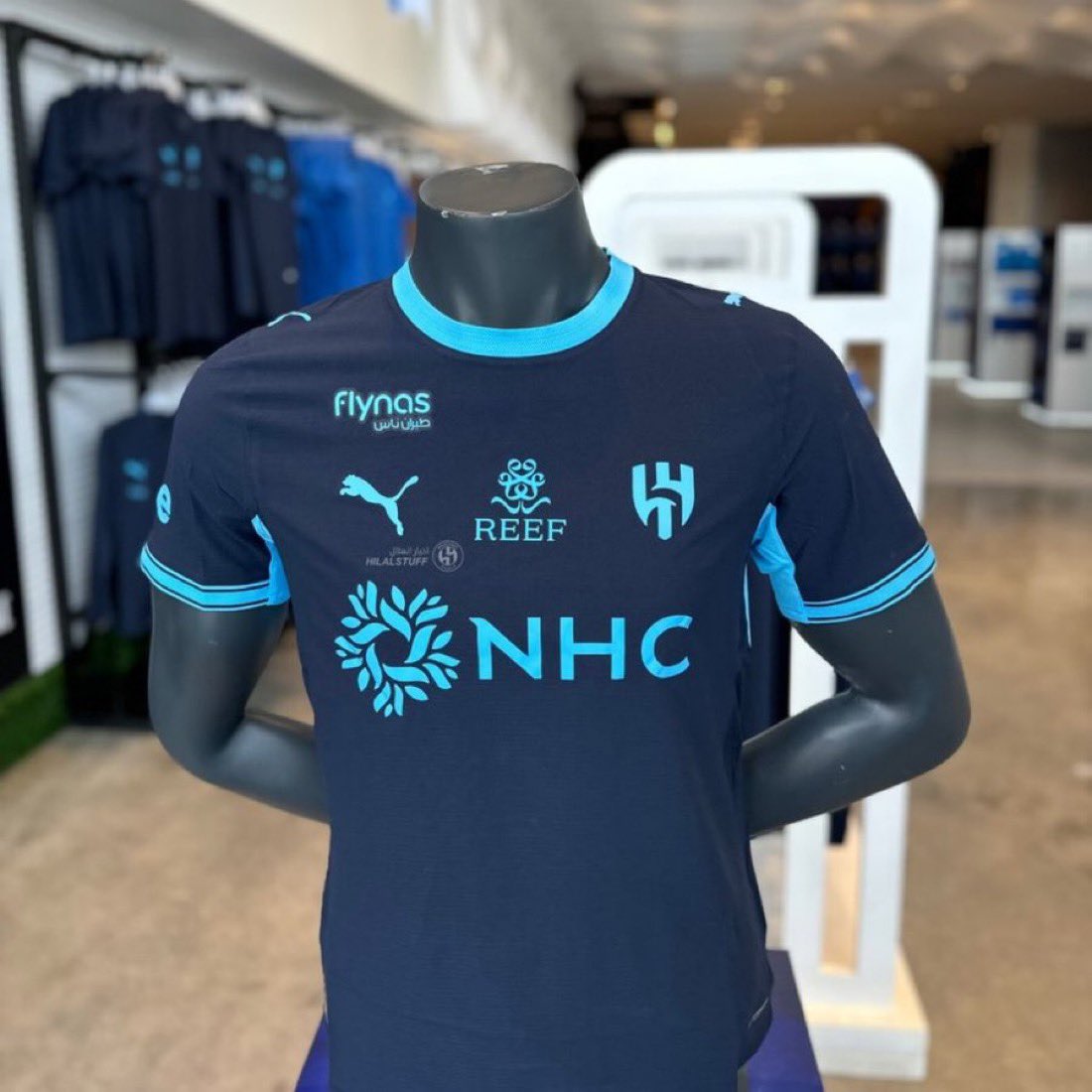 OfificaRlay's tweet photo. سحب على 3 نسخ من تيشيرت الهلال الثالث الشروط سهلة جدًا .. الكل يشارك 🩵

• رتويت للتغريدة
• متابعة : @OfificaRlay  + @0wi00 https://t.co/MdWYmqh0uN