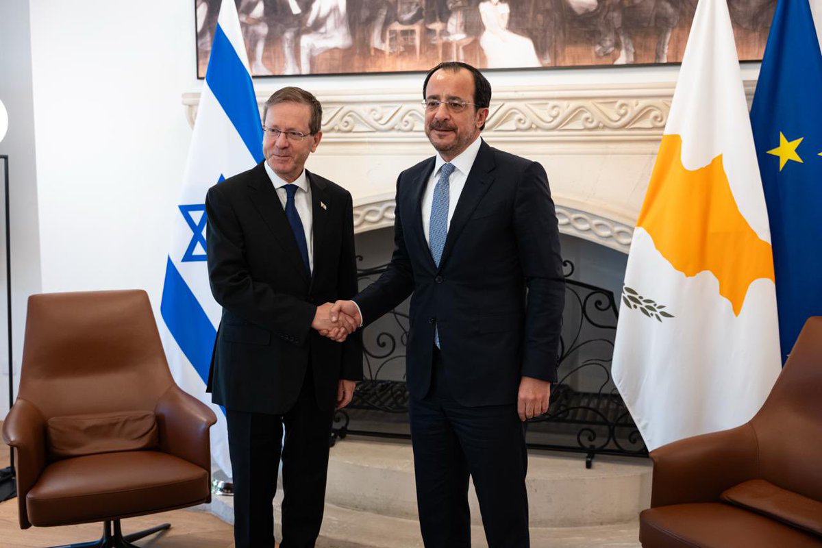 Christodulides's tweet photo. Cyprus and Israel have made strides in our bilateral relations, building a truly strategic partnership.
 
Our relationship is anchored in a broad agenda – from economy, health, trade and energy to infrastructure, education, defence, cybersecurity and maritime security. We are working to translate these into further concrete results.
 
We also see great value in re-energizing our trilateral and 3+1 formats, including with the United States, with a view on engaging like-minded partners, particularly on IMEC and connectivity projects.

🇨🇾🇮🇱